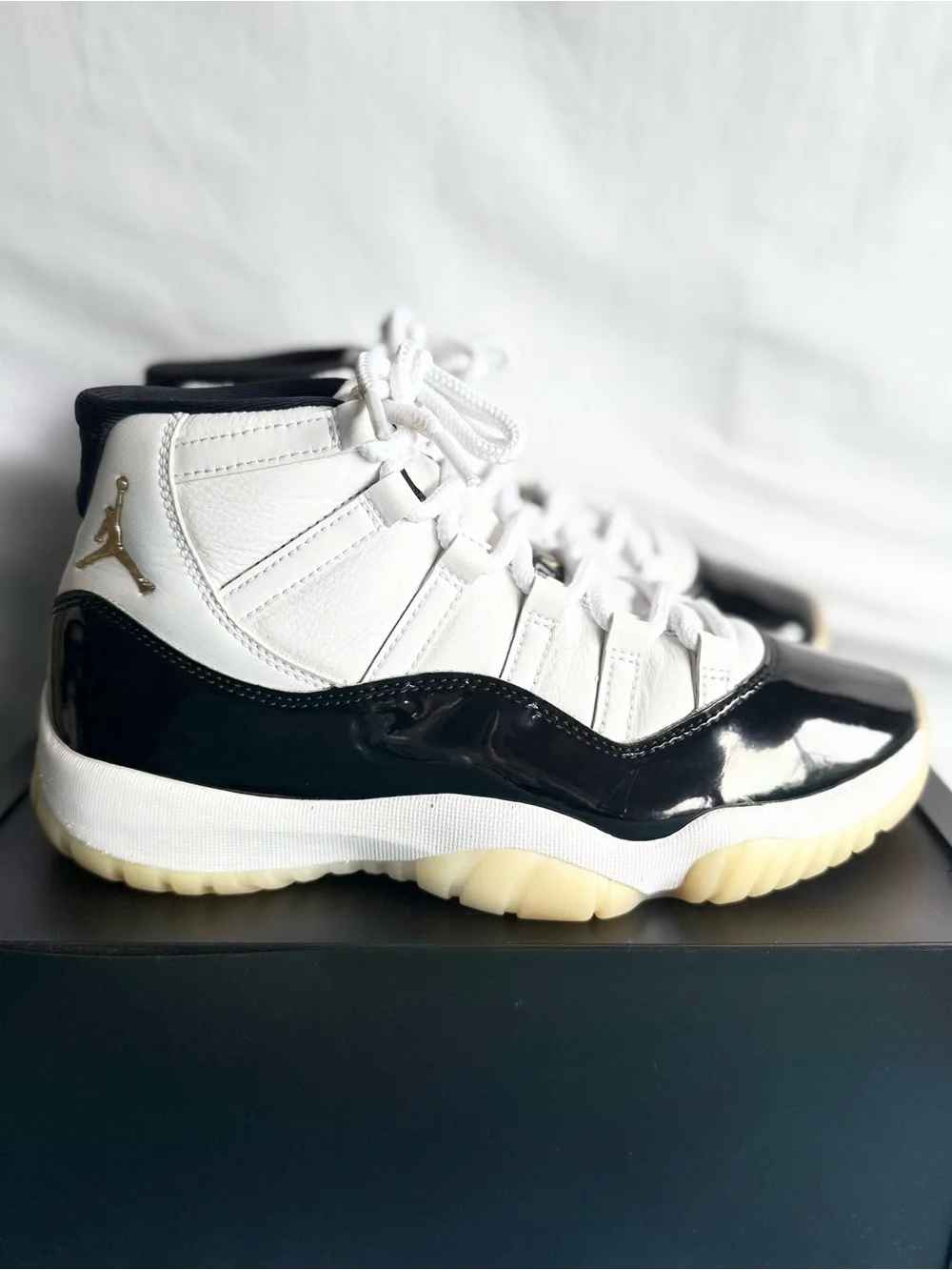 AUTHENTIC Jordan 11 Retro DMP Gratitude size 8.5 CT8012-170 2023 PRE-OWNED